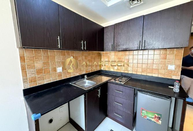 80690201 - Property Image 3