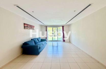 Villa - 4 - 5 for rent in Meadows 1 - Meadows - Dubai