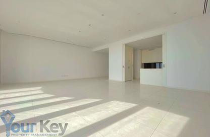 Apartment - 2 Bedrooms - 3 Bathrooms for rent in Burj Mohammed Bin Rashid at WTC - Corniche Road - Abu Dhabi