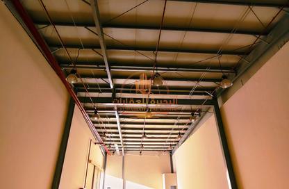 Warehouse - Studio - 1 Bathroom for rent in Al Sajaa S - Al Sajaa - Sharjah