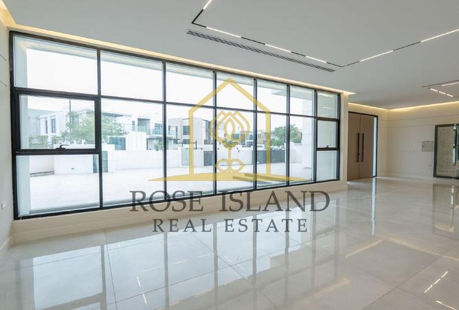 81112896 - Property Image 3