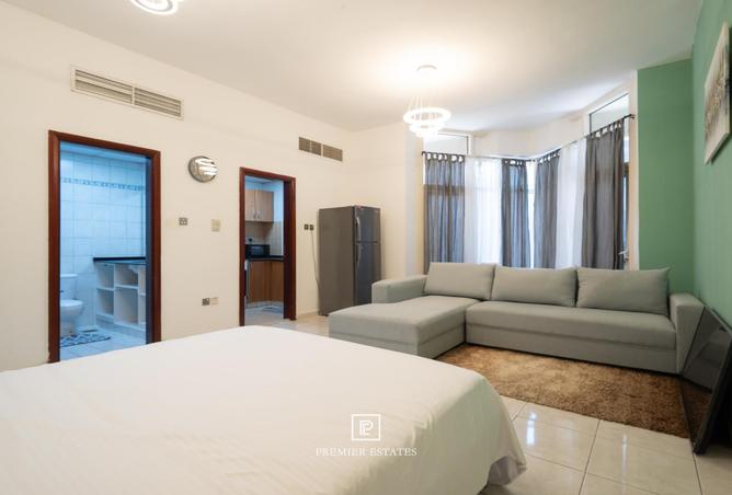 107751989 - Property Image 2