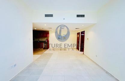 Apartment - 2 Bedrooms - 3 Bathrooms for rent in Al Yakka Residence - Al Mankhool - Bur Dubai - Dubai