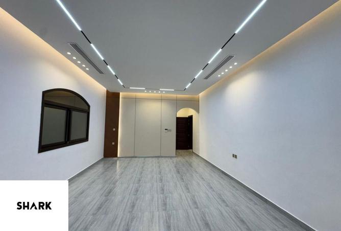 64042340 - صورة العقار 2