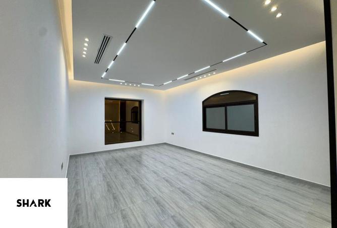 64042340 - صورة العقار 3