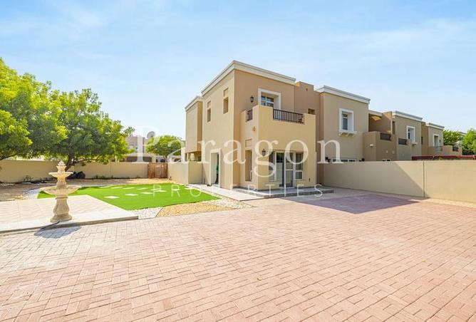 70270439 - الصورة الرئيسية للعقار