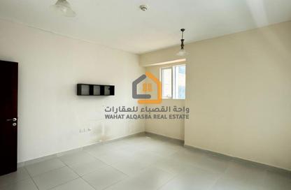 Apartment - 1 Bedroom - 2 Bathrooms for rent in Thuraya Al Majaz Building - Al Majaz 3 - Al Majaz - Sharjah Apartment - 1 Bedroom - 2 Bathrooms for rent in Thuraya Al Majaz Building - Al Majaz 3 - Al Majaz - Sharjah
