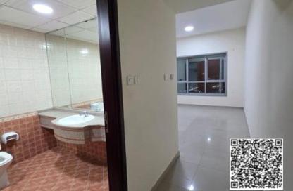 Apartment - 2 Bedrooms - 4 Bathrooms for sale in Corniche Tower - Ajman Corniche Road - Ajman Apartment - 2 Bedrooms - 4 Bathrooms for sale in Corniche Tower - Ajman Corniche Road - Ajman