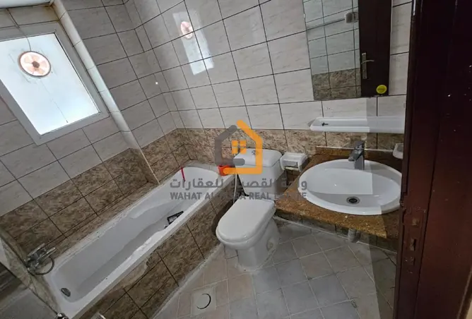 128203000 - صورة العقار 3