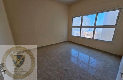 Apartment - 1 Bedroom - 1 Bathroom for rent in Al Majaz 3 - Al Majaz - Sharjah Apartment - 1 Bedroom - 1 Bathroom for rent in Al Majaz 3 - Al Majaz - Sharjah