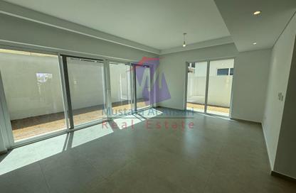 Villa - 4 - 4 for rent in Verona - Damac Hills 2 - Dubai