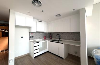 Apartment - 1 - 2 for rent in Seslia Tower - District 4 - Jumeirah Village Triangle - Dubai Apartment - 1 - 2 for rent in Seslia Tower - District 4 - Jumeirah Village Triangle - Dubai