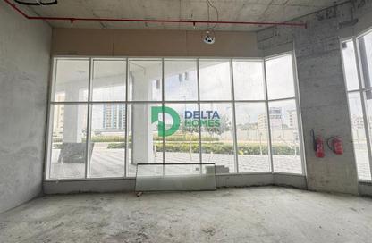 Shop - Studio for rent in Deansgate By Ade - Majan - Dubai Land - Dubai