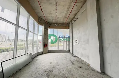 Shop - Studio for rent in Deansgate By Ade - Majan - Dubai Land - Dubai