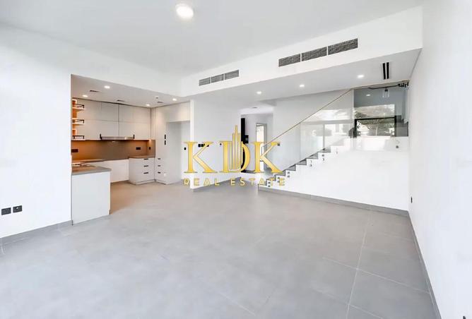 70270307 - Property Image 3