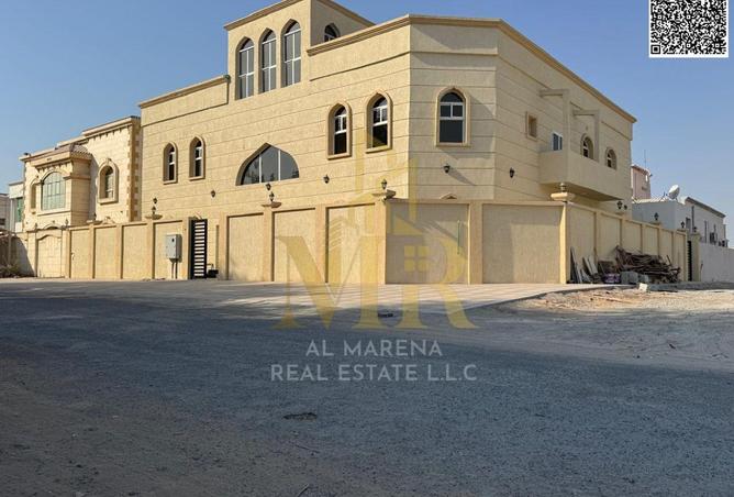 83211835 - Property Image 2