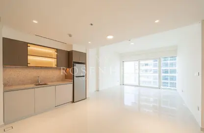 Apartment - 1 Bedroom - 1 Bathroom for rent in Grand Bleu Tower 1 - EMAAR Beachfront - Dubai Harbour - Dubai