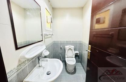 Apartment - 1 Bedroom - 2 Bathrooms for rent in Muwaileh 29 Building - Muwaileh - Sharjah