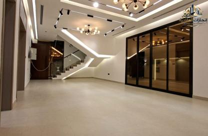 Villa - 5 Bedrooms - 7 Bathrooms for sale in Al Yasmeen 1 - Al Yasmeen - Ajman