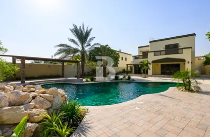Villa - 4 Bedrooms - 5 Bathrooms for rent in District 4 - Jumeirah Park - Dubai Villa - 4 Bedrooms - 5 Bathrooms for rent in District 4 - Jumeirah Park - Dubai