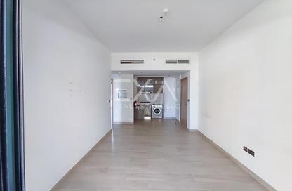 Apartment - 2 Bedrooms - 2 Bathrooms for sale in Azizi Riviera 26 - Azizi Riviera - Meydan One - Meydan - Dubai