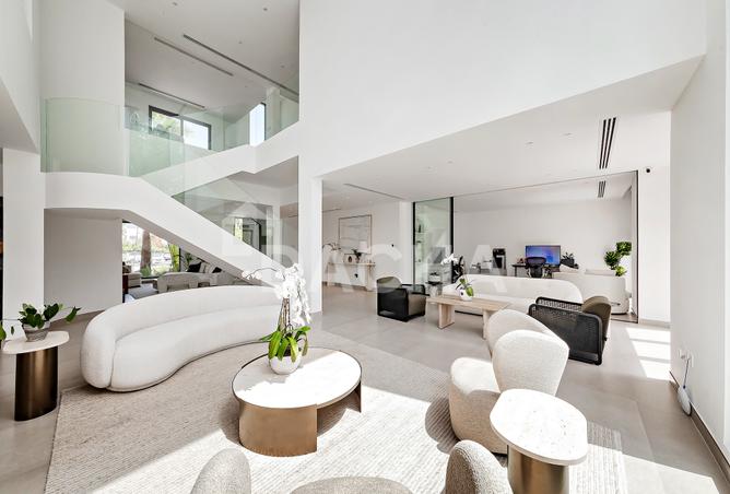135607637 - Property Image 2