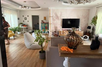 Villa - 4 Bedrooms - 6 Bathrooms for rent in Jumeirah 3 Villas - Jumeirah 3 - Jumeirah - Dubai