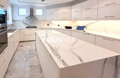Villa - 5 Bedrooms - 6 Bathrooms for rent in Garden Homes Frond C - Garden Homes - Palm Jumeirah - Dubai