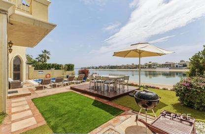 Villa - 5 Bedrooms - 5 Bathrooms for rent in Garden Homes Frond E - Garden Homes - Palm Jumeirah - Dubai