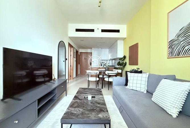 Luxury Living | Fully Furnished | Prime Location photo 3