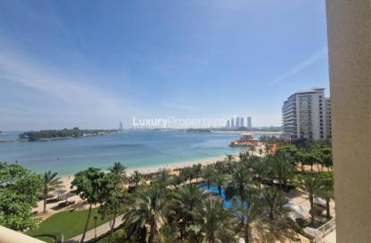 Apartment - 2 Bedrooms - 3 Bathrooms for rent in Al Dabas - Shoreline Apartments - Palm Jumeirah - Dubai