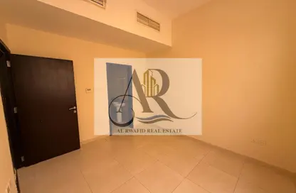 Apartment - 2 Bedrooms - 2 Bathrooms for rent in Al Jurf 2 - Al Jurf - Ajman Downtown - Ajman