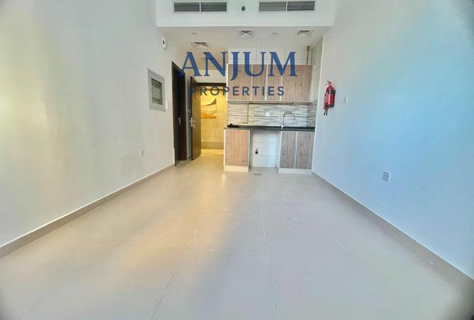 101729884 - Property Image 2