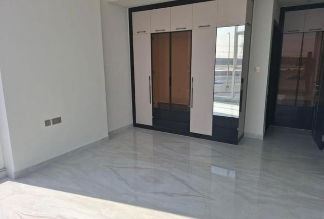 80704868 - صورة العقار 2