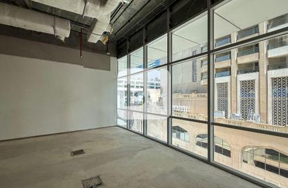 Retail - Studio - 1 Bathroom for rent in Al Fattan Marine Tower - Al Fattan Marine Towers - Jumeirah Beach Residence - Dubai
