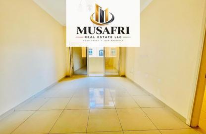 Apartment - 1 - 2 for rent in Muwailih Building - Muwaileh - Sharjah
