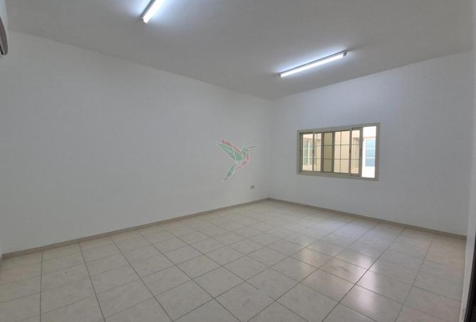 102822264 - Property Image 2