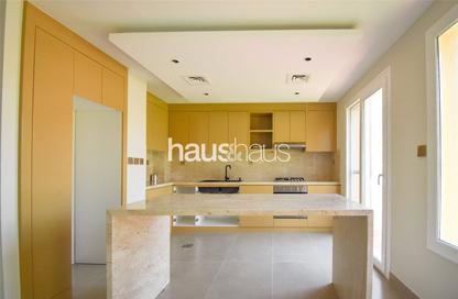 Villa - 2 Bedrooms - 2 Bathrooms for rent in Springs 15 - The Springs - Dubai