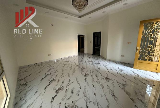 128378273 - Property Image 2