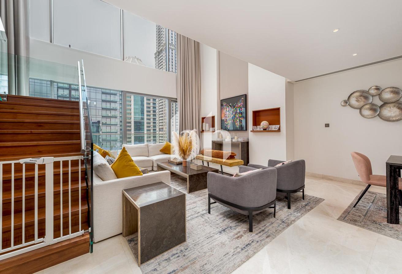 Duplex Penthouse | Furnished | Vacant Sept photo 3
