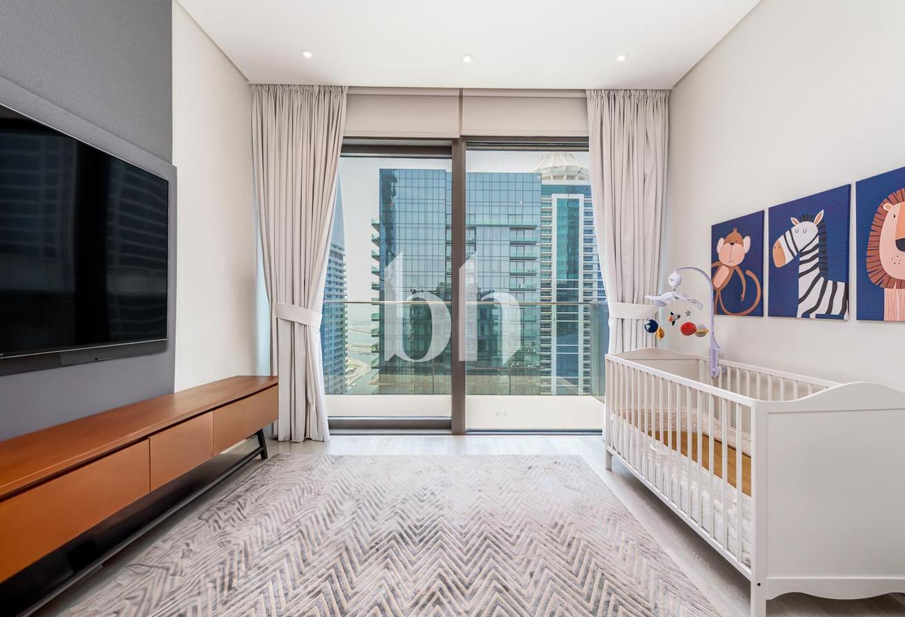 Duplex Penthouse | Furnished | Vacant Sept photo 12