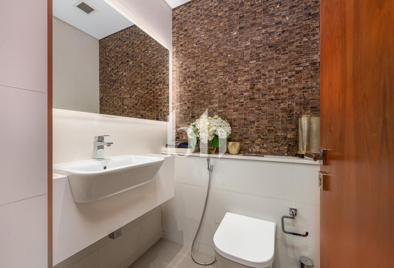 Duplex Penthouse | Furnished | Vacant Sept photo 19