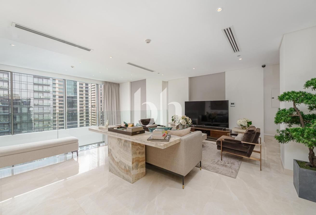 Duplex Penthouse | Furnished | Vacant Sept photo 7