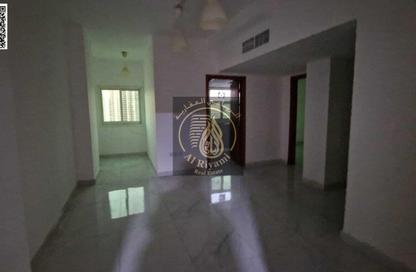 Apartment - 2 Bedrooms - 1 Bathroom for rent in Al Rashidiya Towers - Al Rashidiya - Ajman Downtown - Ajman