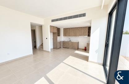 Townhouse - 3 - 4 for rent in May - Arabian Ranches 3 - Dubai