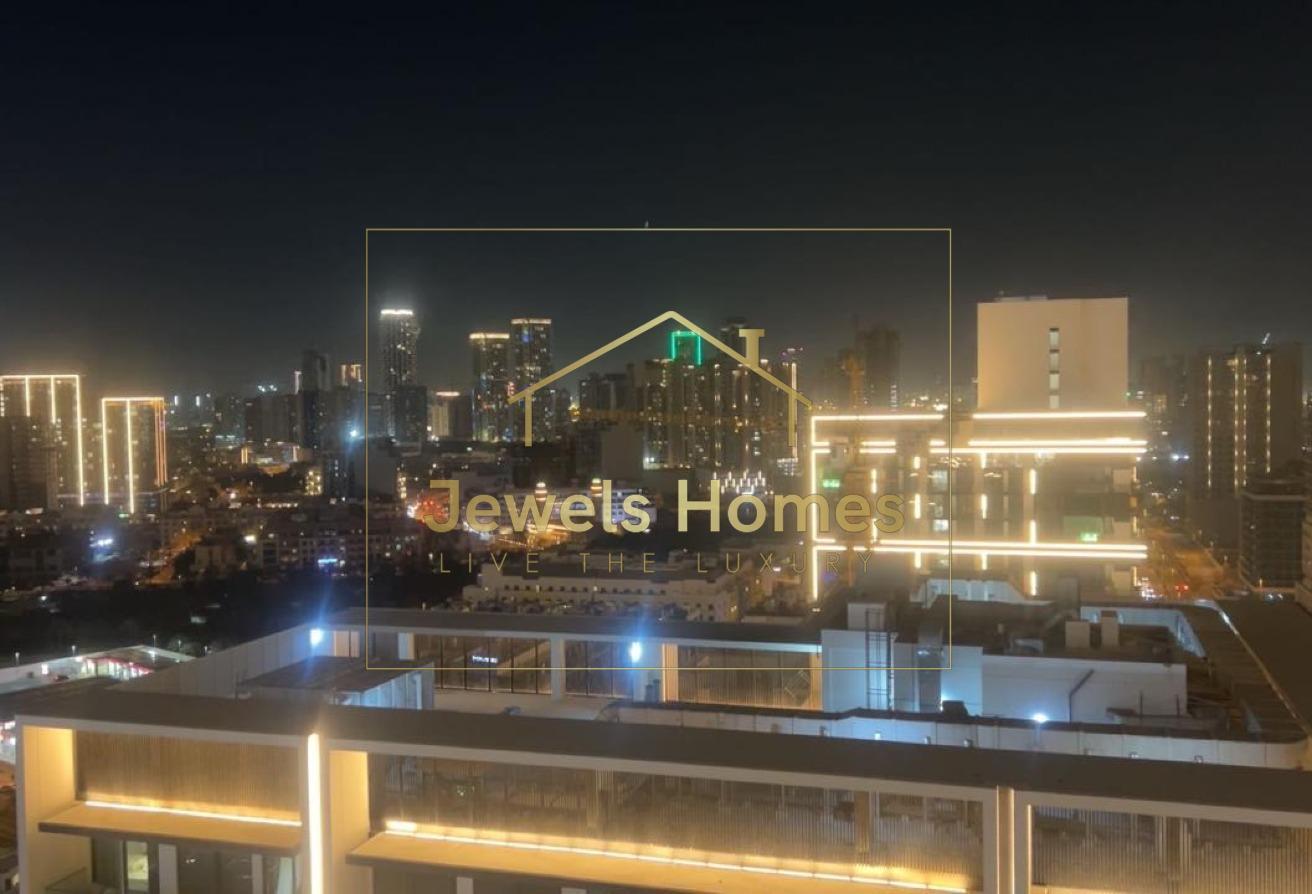 Ready to move | Iconic Design | Pool View photo 2