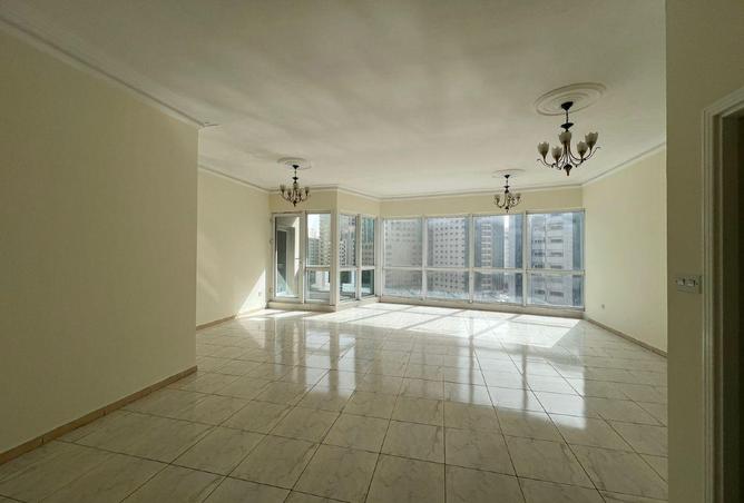 74251453 - الصورة الرئيسية للعقار