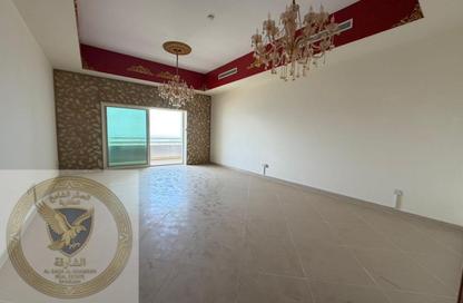 Apartment - 5 Bedrooms - 5 Bathrooms for rent in Al Majaz 1 - Al Majaz - Sharjah Apartment - 5 Bedrooms - 5 Bathrooms for rent in Al Majaz 1 - Al Majaz - Sharjah