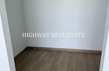 Apartment - 2 - 3 for rent in La Plage Tower - Al Mamzar - Sharjah - Sharjah
