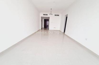 Apartment - 1 Bedroom - 2 Bathrooms for rent in Al Taawun Street - Al Taawun - Sharjah